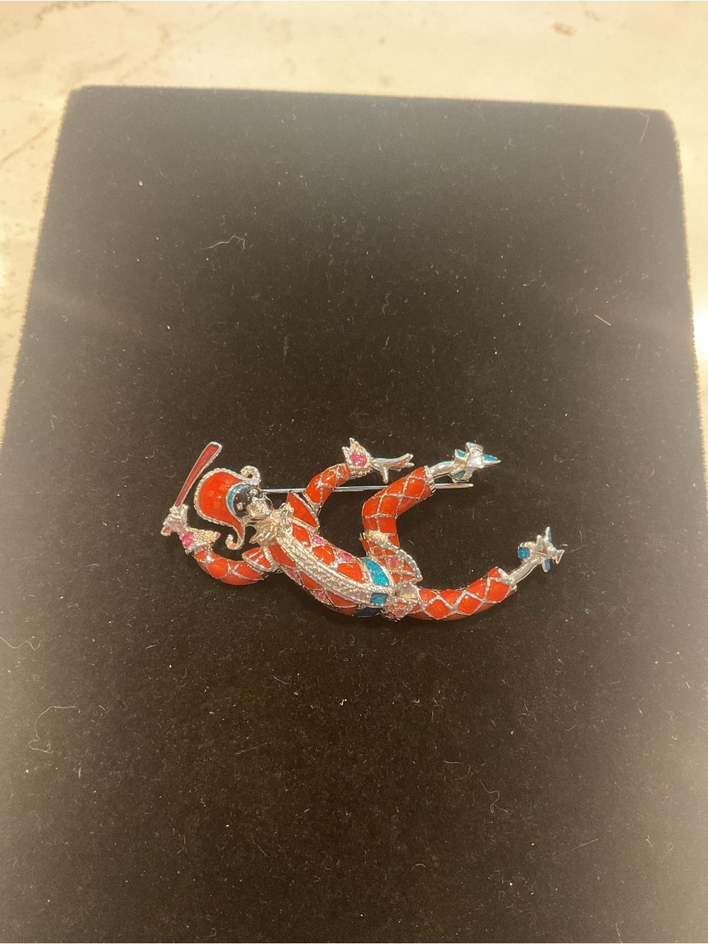 Vintage Bob Mackie Articulated Enamel Jester Pin Brooch signed - Picture 4 of 6